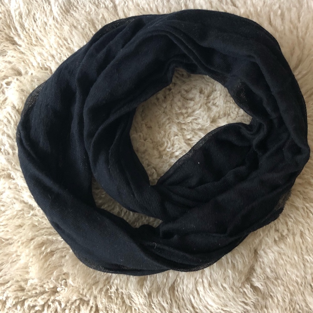 100% cashmere scarf